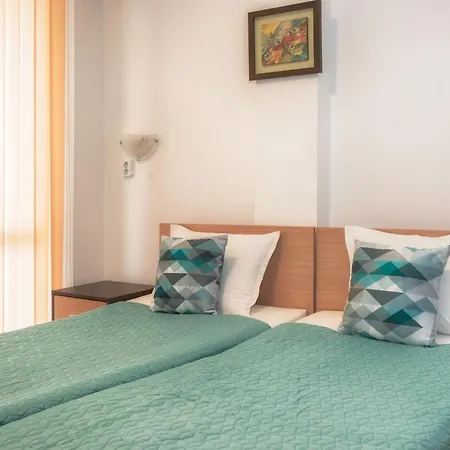 فيلة Montemar Villas