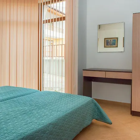 Montemar ヴィラ サニービーチ